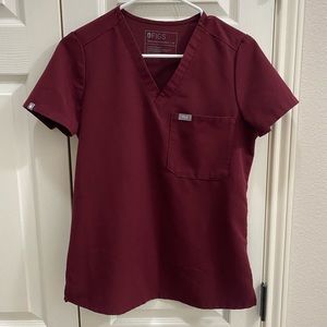 FIGS Burgundy one pocket scrub top - XS